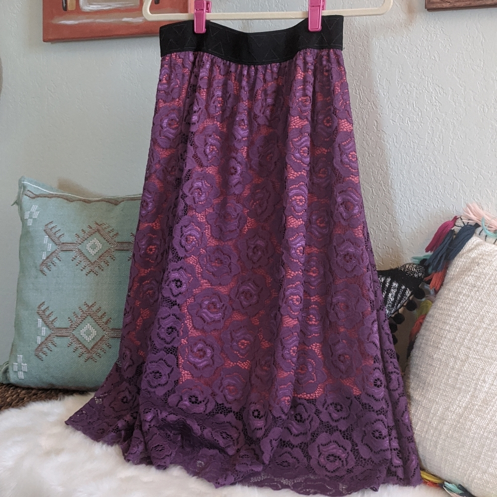 Lularoe Lola Skirt - Purple Lace W/ Pink Lining